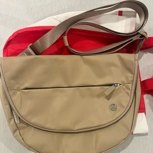 Lululemon all night festival bag 5L